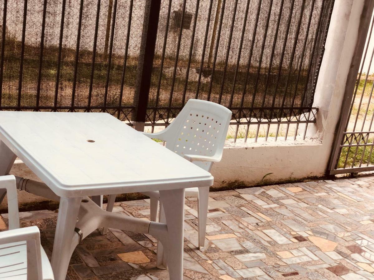 Casa de hóspedes Dhoma Plazhi Spille